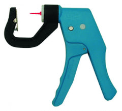 Allflex® Global Retract-O-Matic Tagger