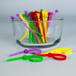 Happy Hen Treats® Zip Leg Bands
