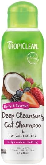 TropiClean Deodorizing Dog Shampoo for Smelly Pets, Long Lasting Odor Control, Puppy Safe, Made in the USA, Berry Scent, Cat Friendly